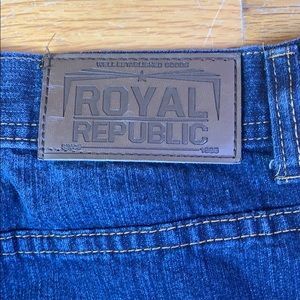 ROYAL REPUBLIC MENS BLUE JEANS SIZE 40